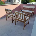 Apartmans Maslina Lägenhet *