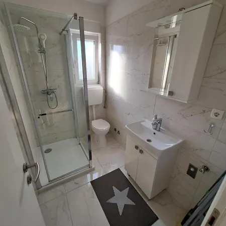 Apartmans Maslina Διαμέρισμα Vir