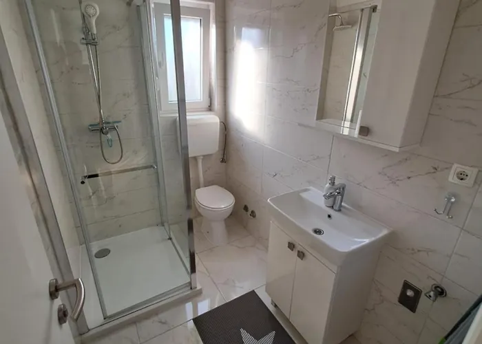 Apartmans Maslina Apartman Vir