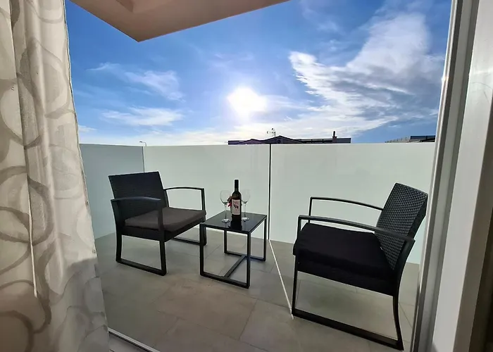 Apartmans Maslina Apartman *