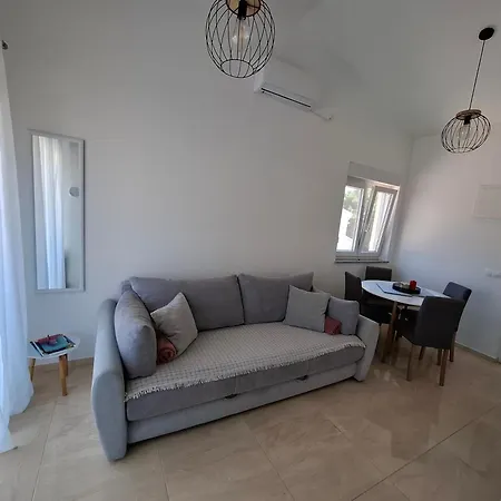 Apartmans Maslina * Vir